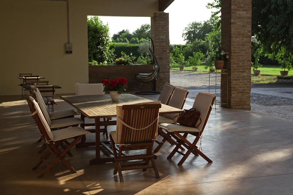 La Corte Di Anna Agriturismo San Giovanni Lupatoto Esterno foto